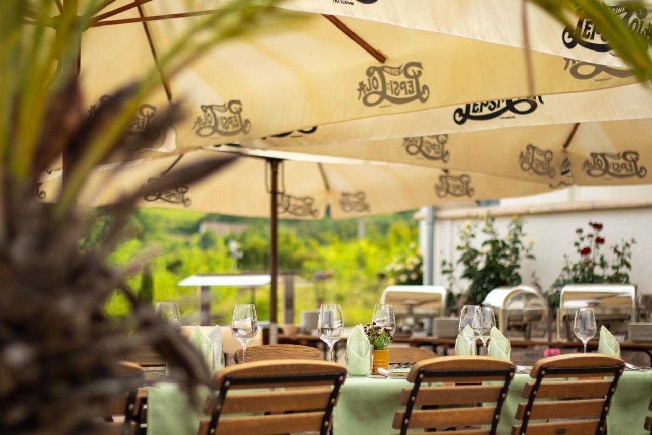 Takler Kuria Hotel Szekszard Luaran gambar