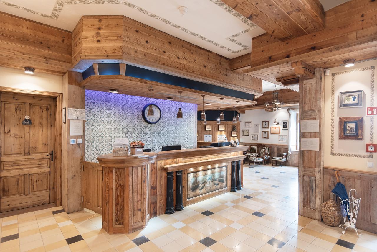 Takler Kuria Hotel Szekszard Luaran gambar