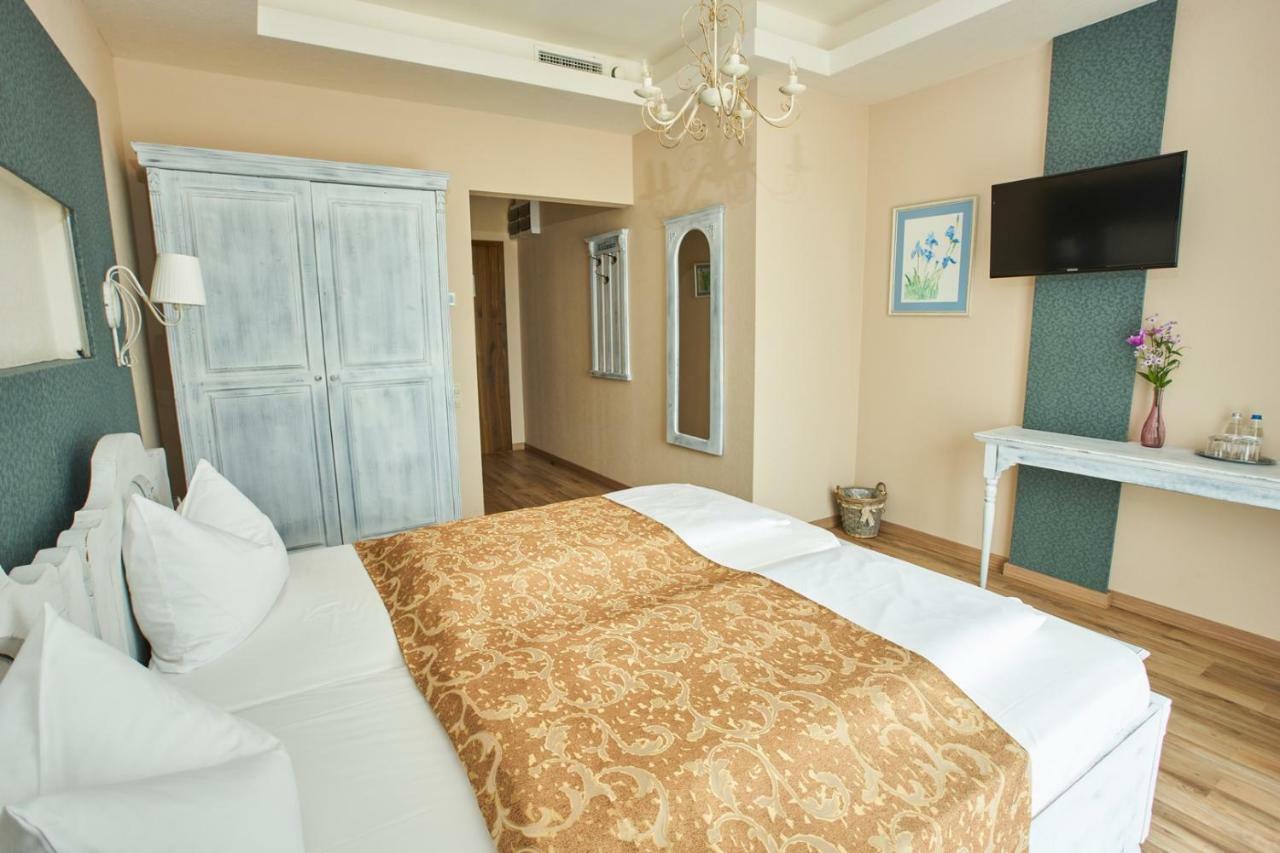 Takler Kuria Hotel Szekszard Luaran gambar