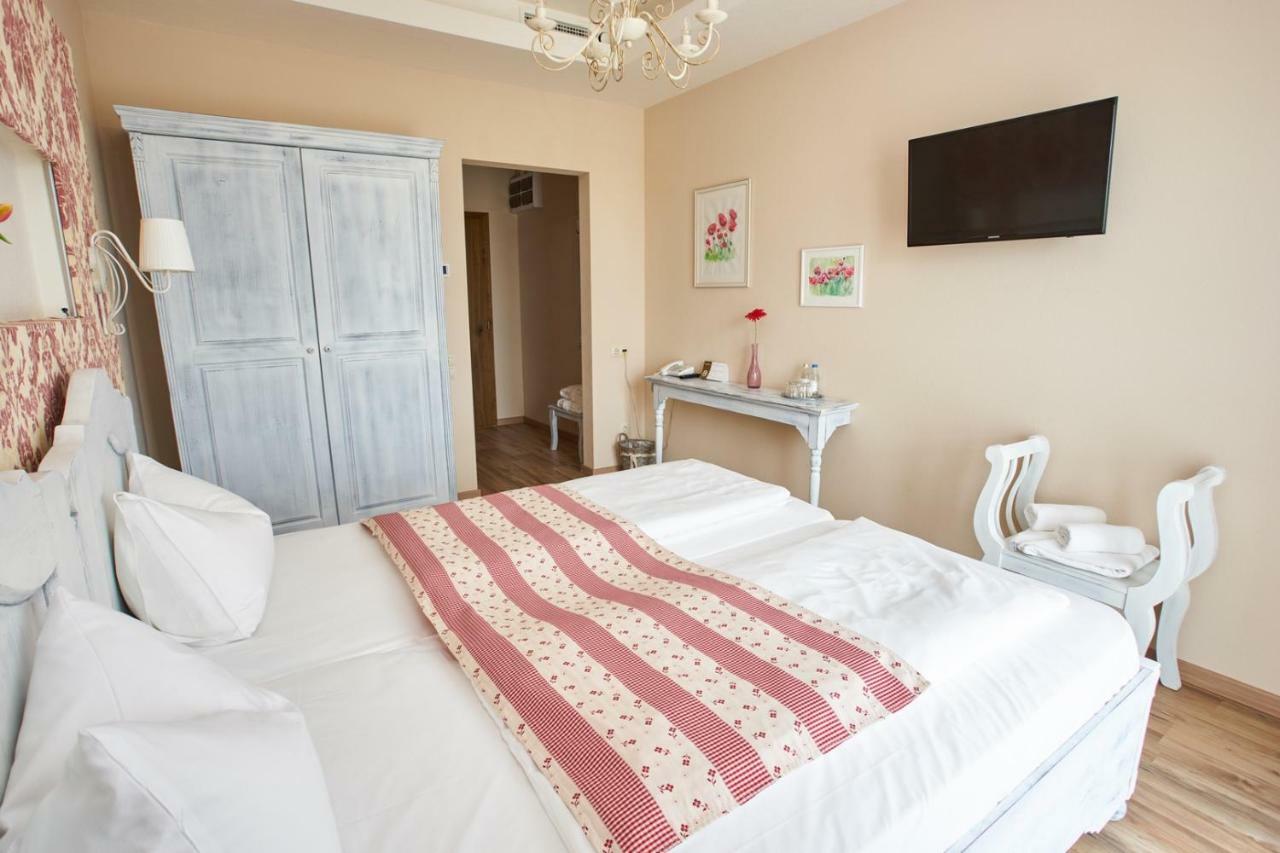 Takler Kuria Hotel Szekszard Luaran gambar